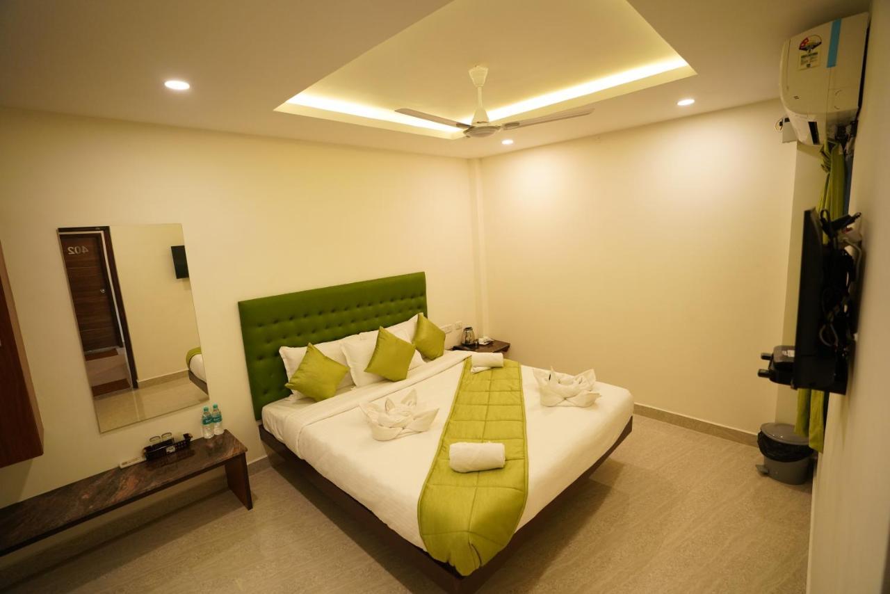 Saara Inn Puducherry Buitenkant foto