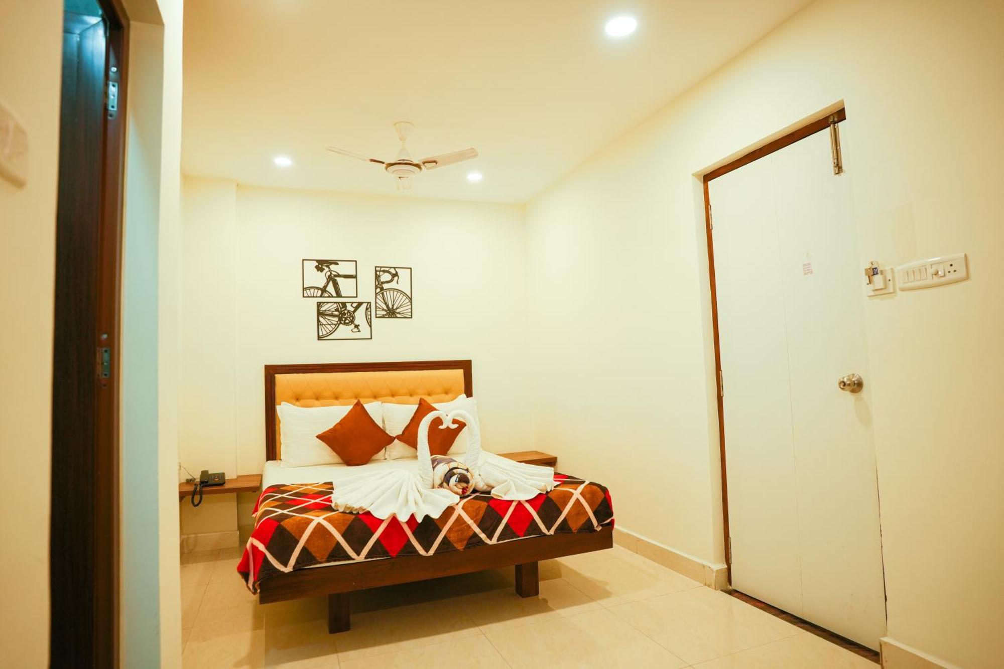 Saara Inn Puducherry Buitenkant foto
