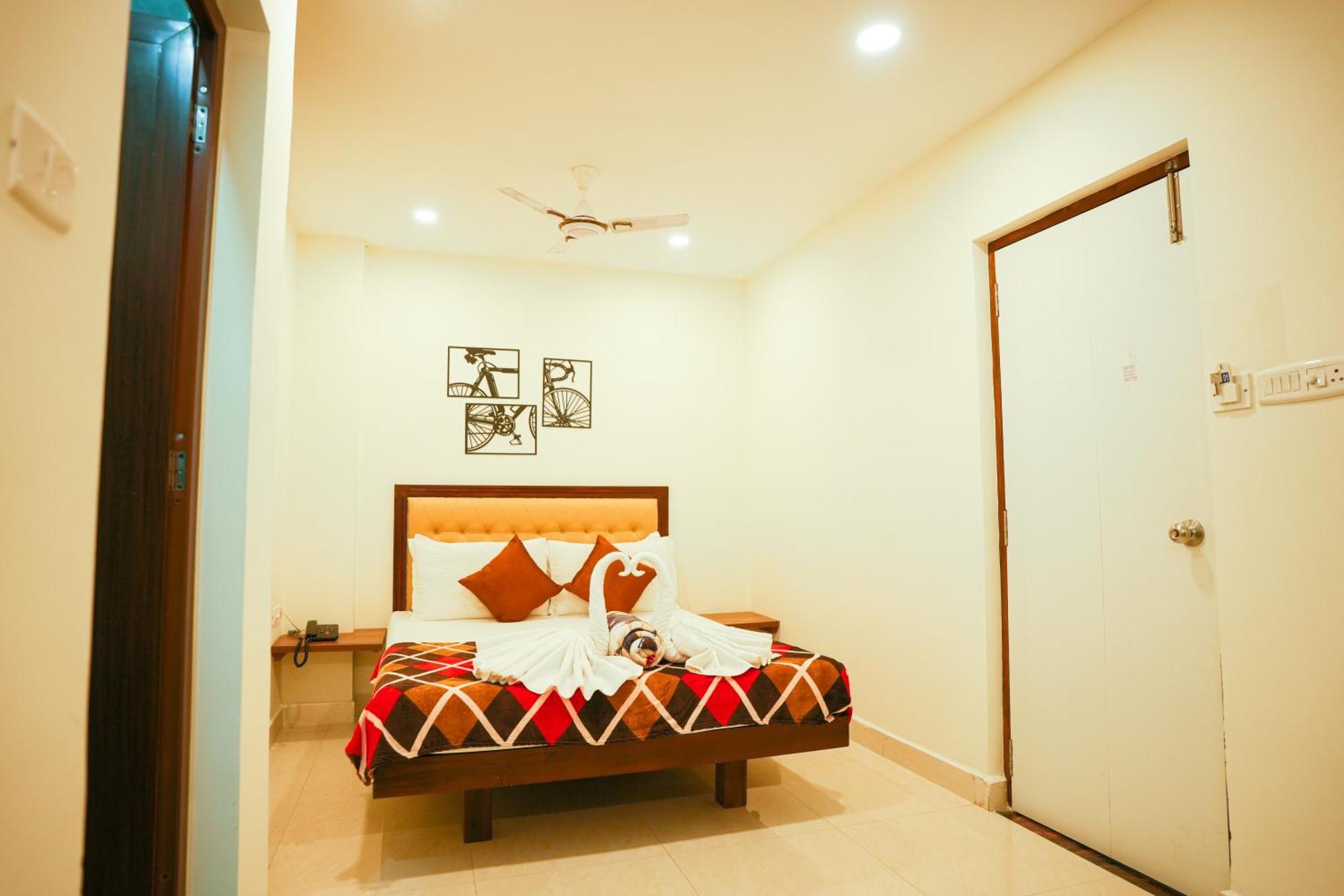 Saara Inn Puducherry Buitenkant foto