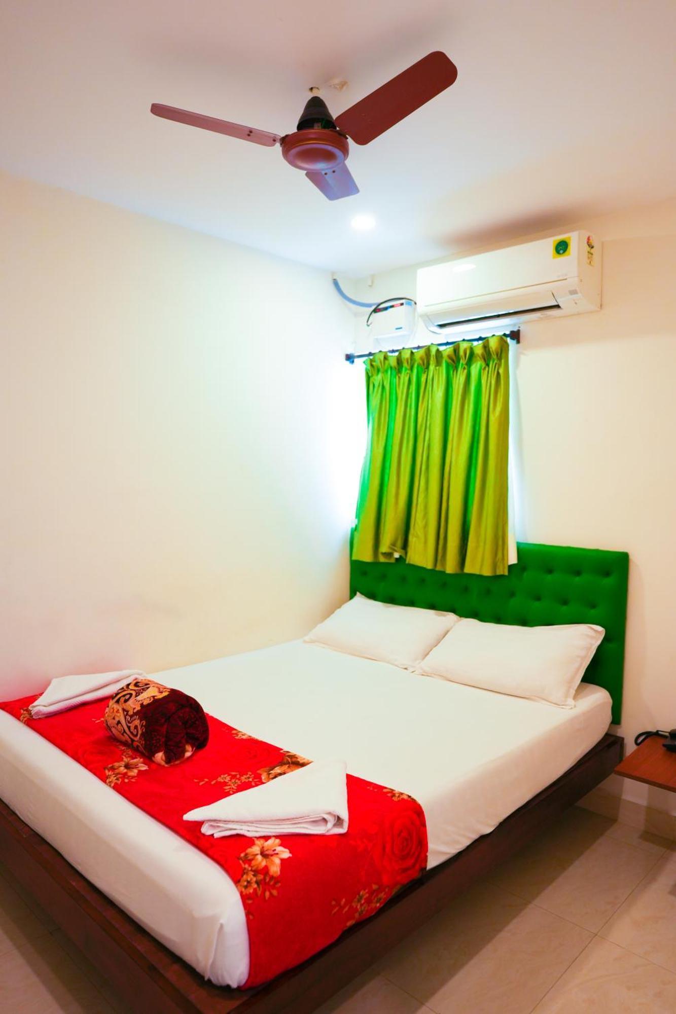 Saara Inn Puducherry Buitenkant foto