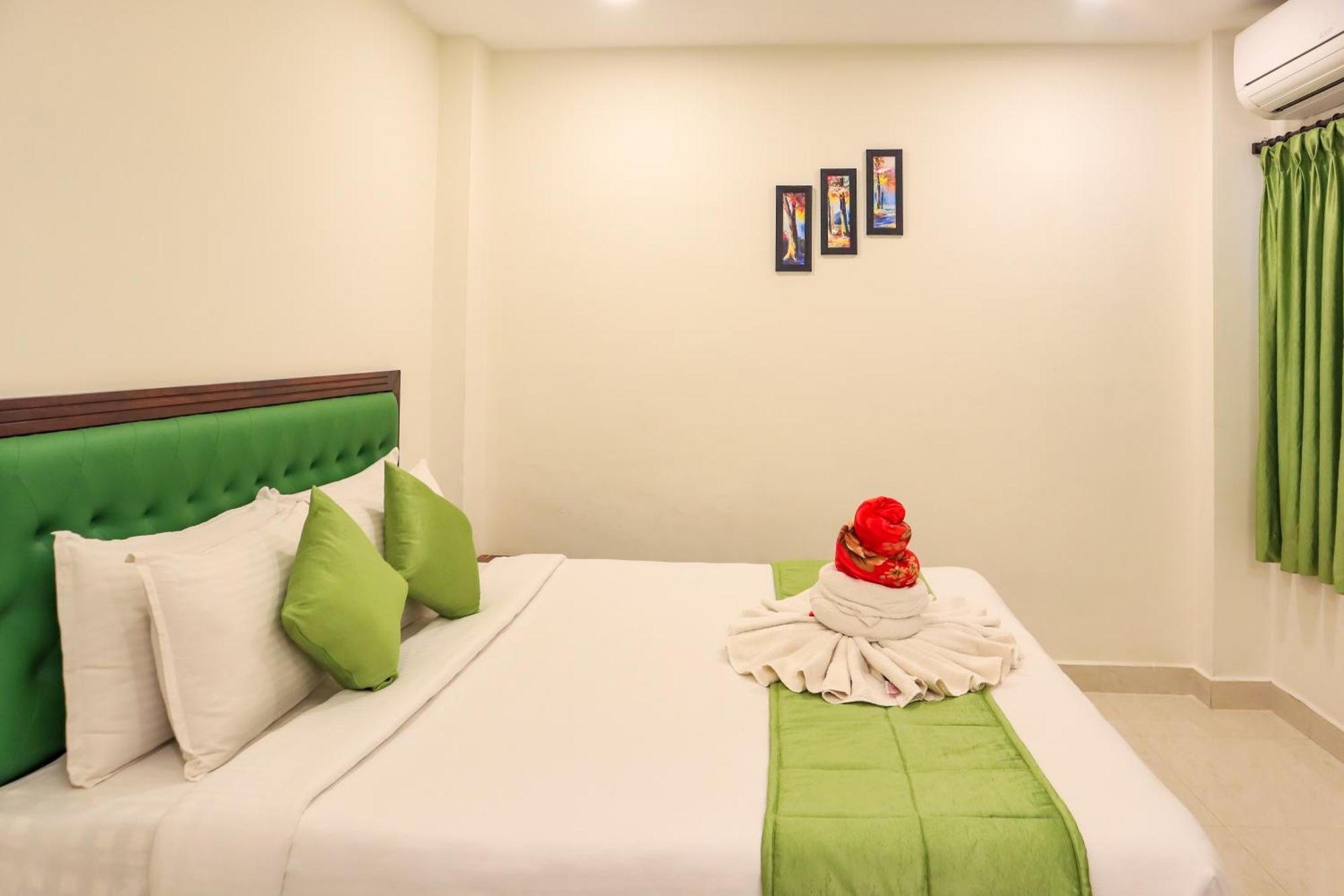 Saara Inn Puducherry Buitenkant foto